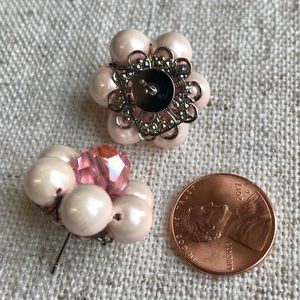 Vintage Jewelry - Vintage pink cluster beaded earrings Vintage Jewelry - Vintage pink cluster beaded earrings
